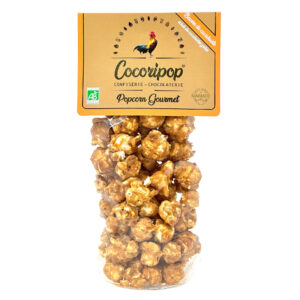 Popcorn bio croustillants au beurre de cacahuète enrobé avec du caramel fondant
