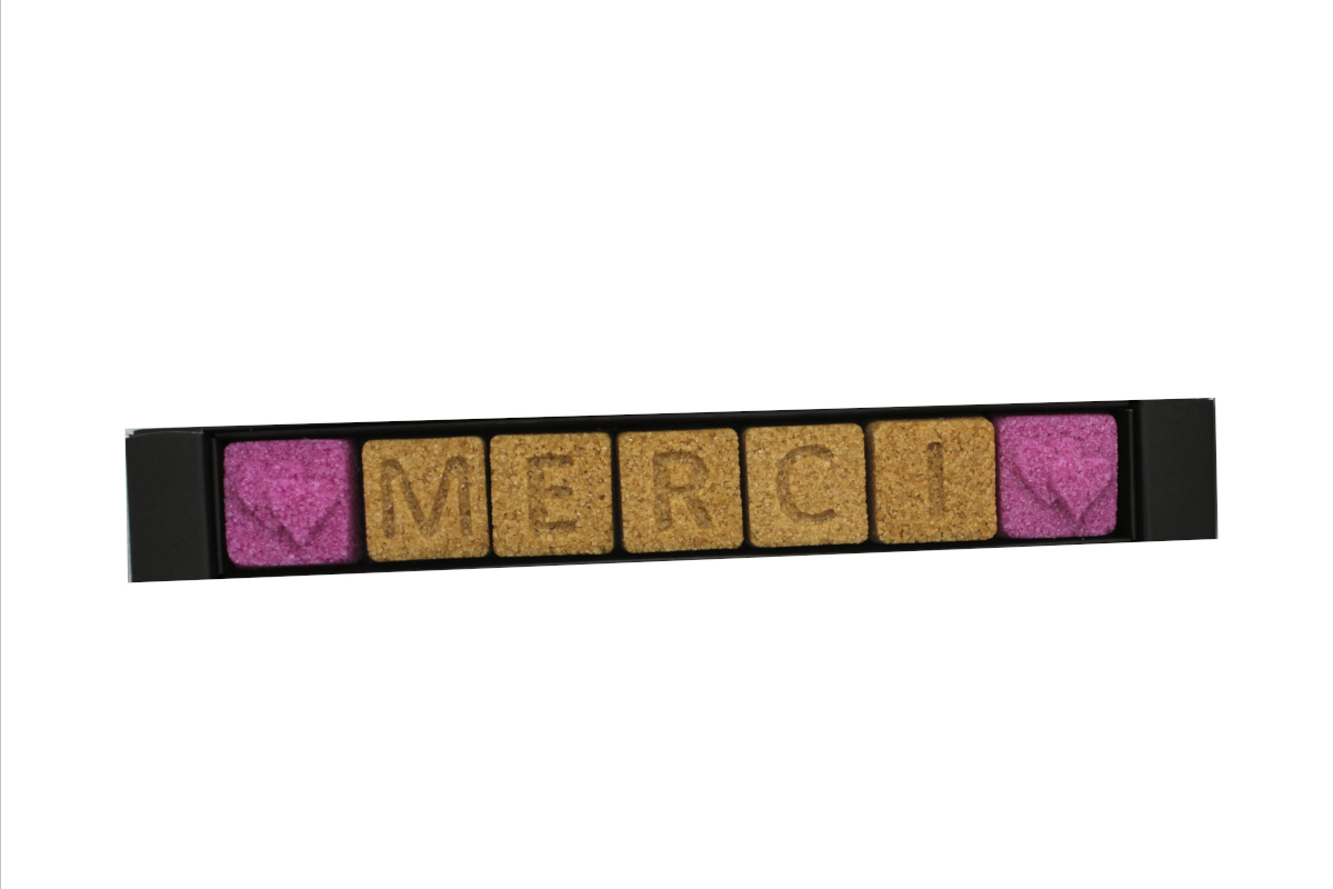 Sucres lettres MERCI et cœurs sucre de canne boîte cadeau
